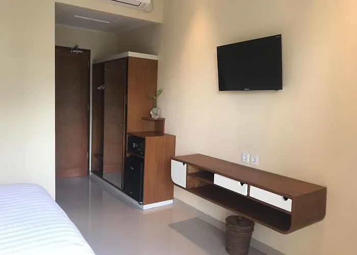 Akatara Hotel