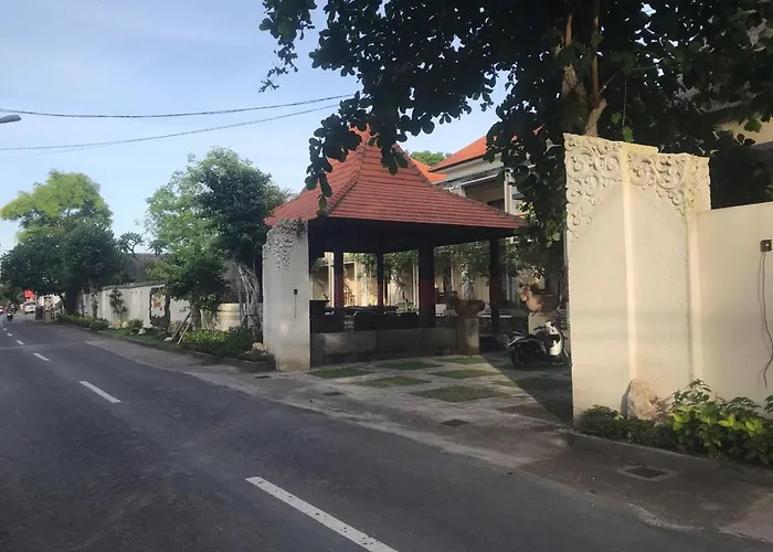 Akatara Hotel