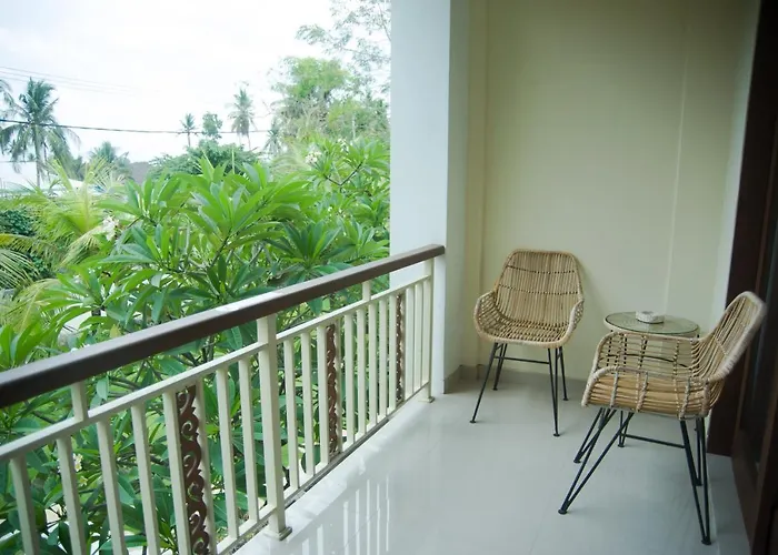 Hotel Akatara Toyapakeh