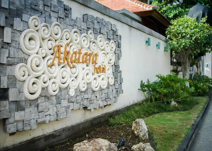 Akatara Hotel Toyapakeh